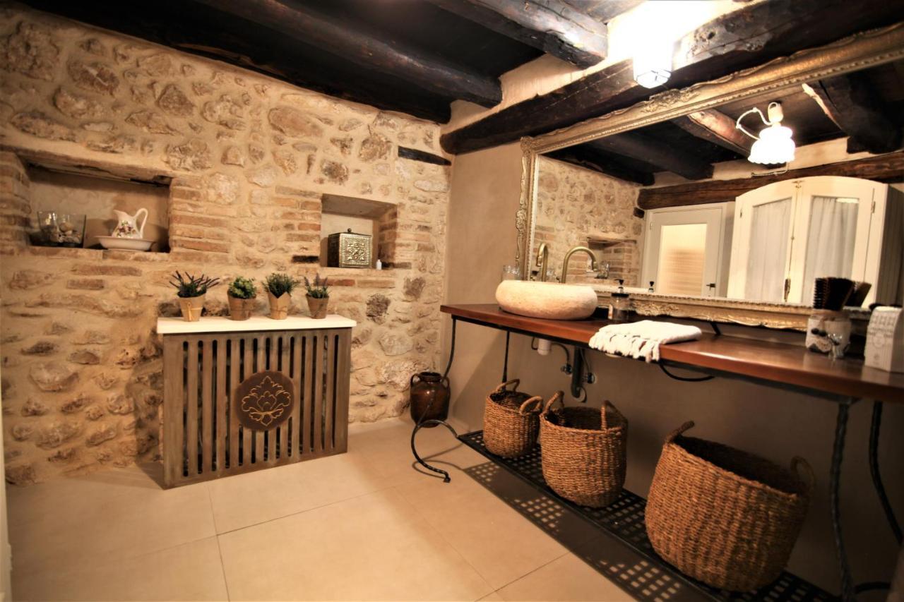Villa Wabisabi Townhouse à Montejo de la Vega de la Serrezuela Extérieur photo