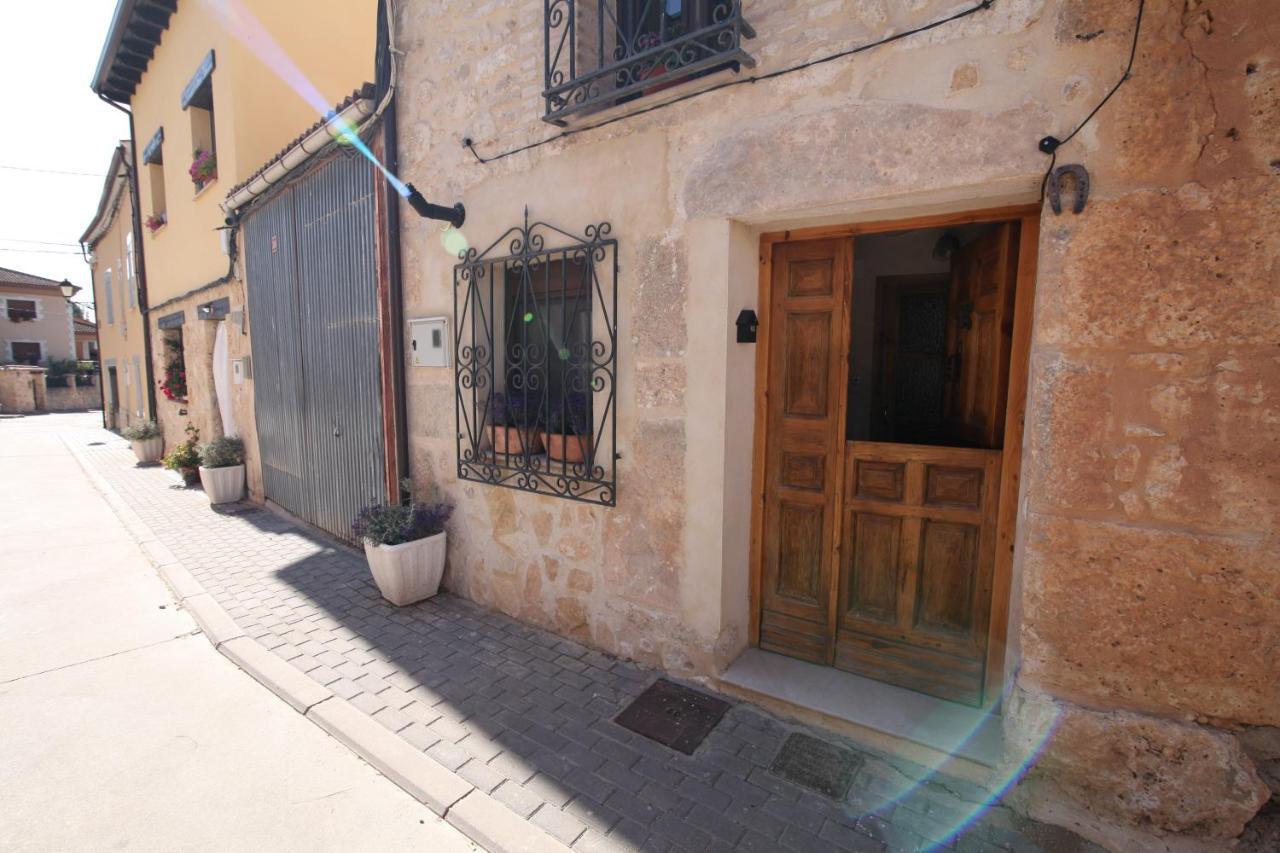 Villa Wabisabi Townhouse à Montejo de la Vega de la Serrezuela Extérieur photo